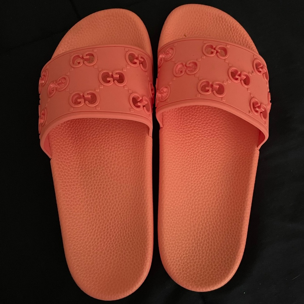 GUCCI Slides